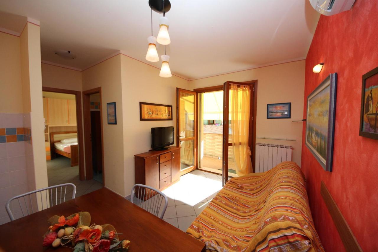 Residence Sole E Mare Appartamenti Rosolina Mare Zewnętrze zdjęcie